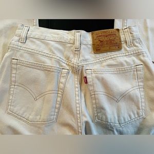 Levi’s vintage 550 relaxed fit tapered leg